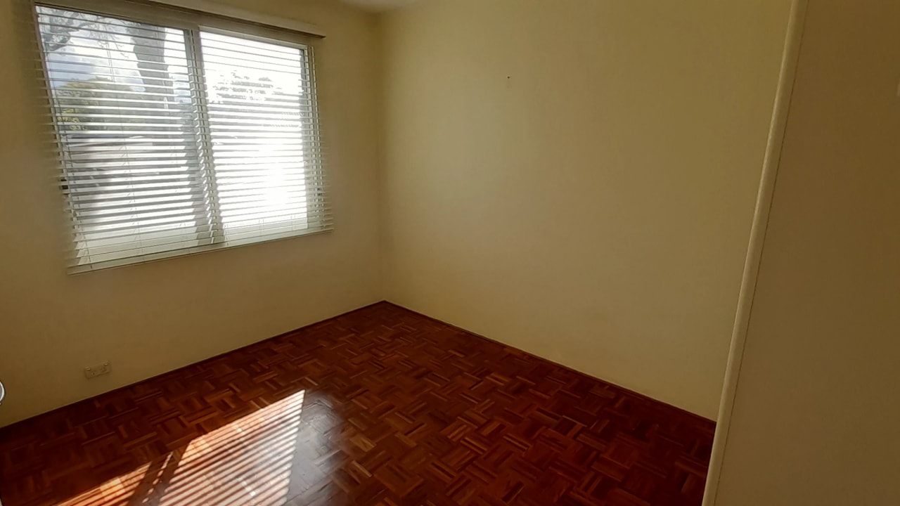 Unfurnished room in a flatshare