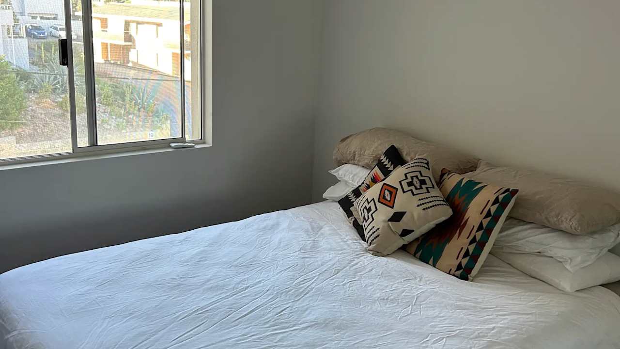 Furnished room with own bathroom