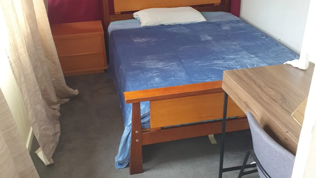 Whole property with 4 rooms for rent