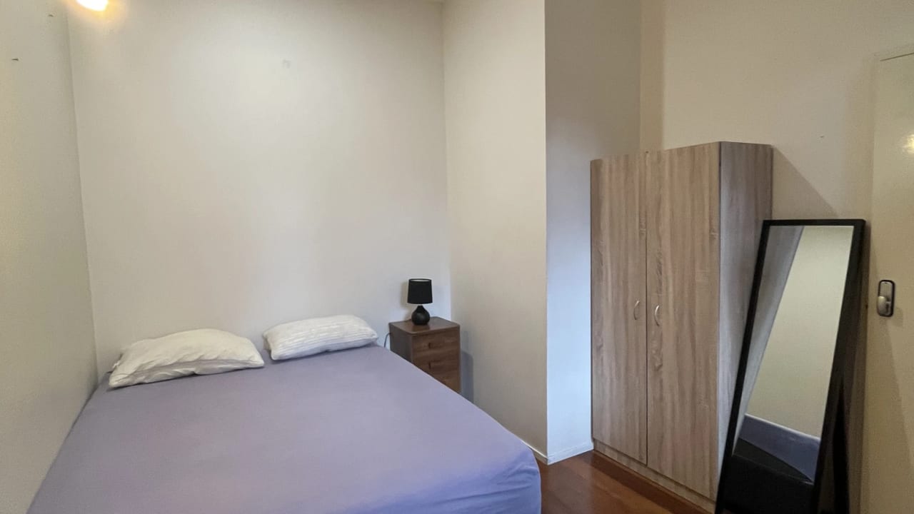 Furnished room with own bathroom