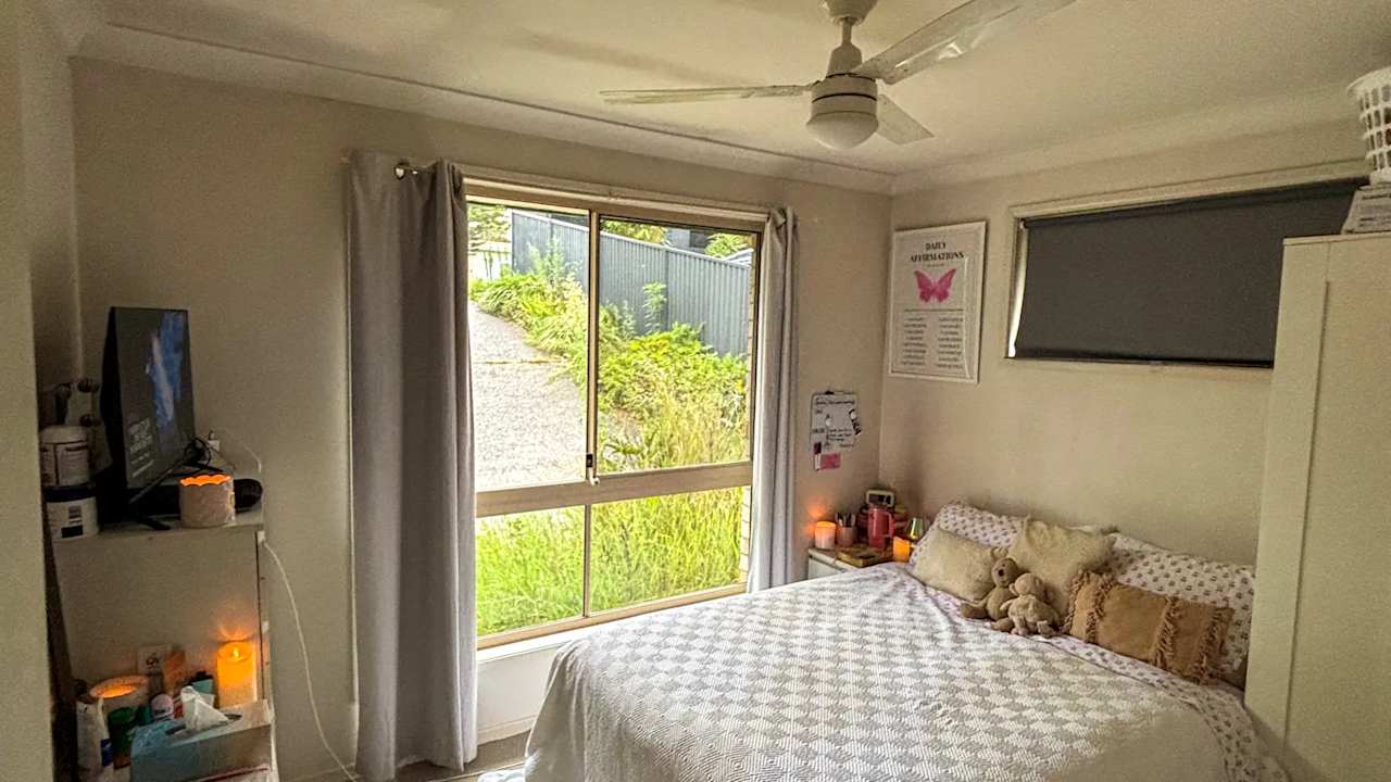 Unfurnished room in a share house