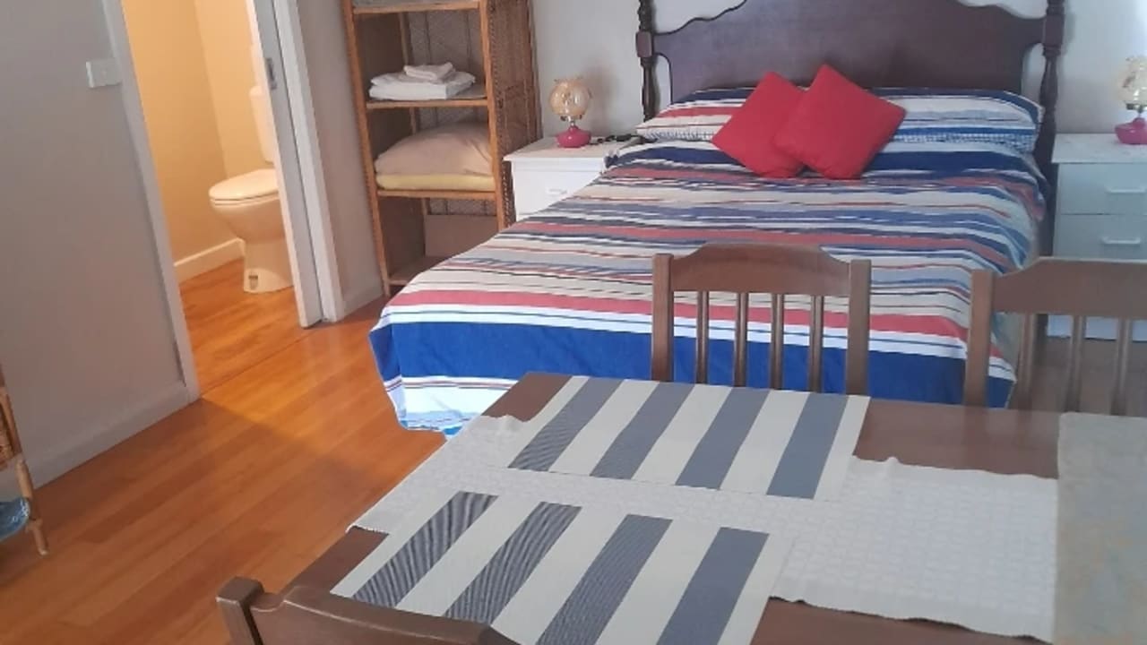 Furnished room with own bathroom