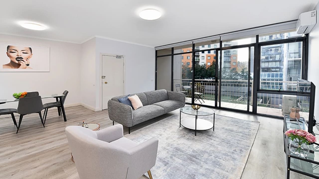 Whole property with 2 rooms for rent
