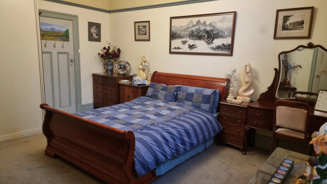 Furnished room with ensuite in a share house