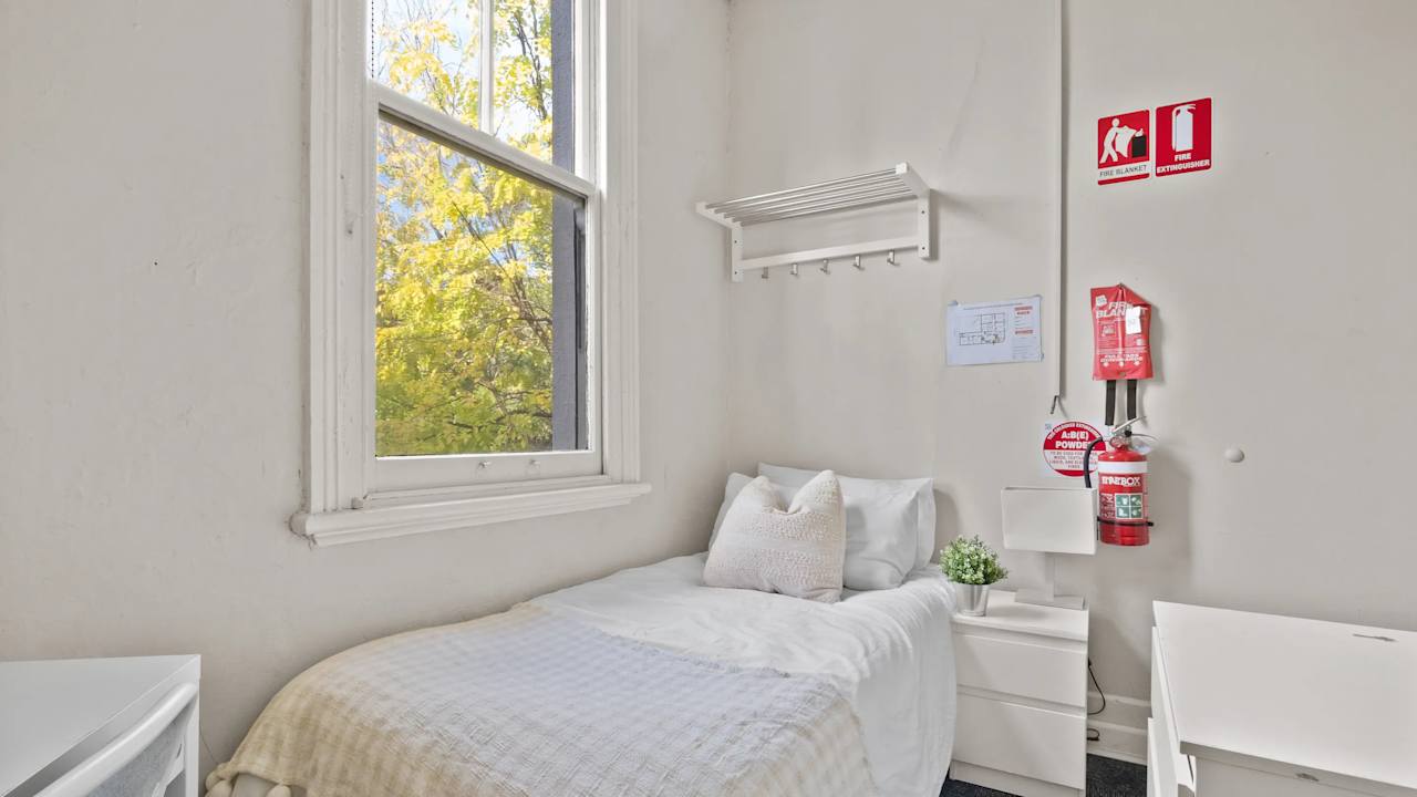 Furnished room in a share house