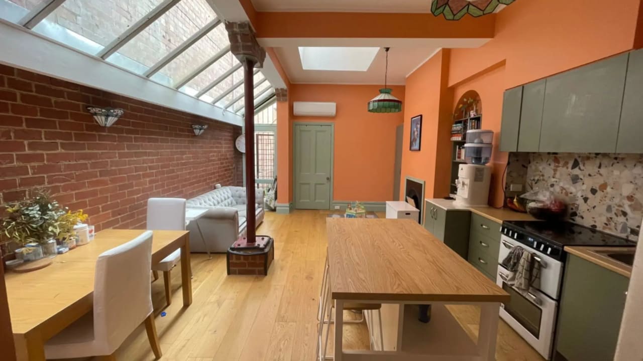 Unfurnished room in a share house