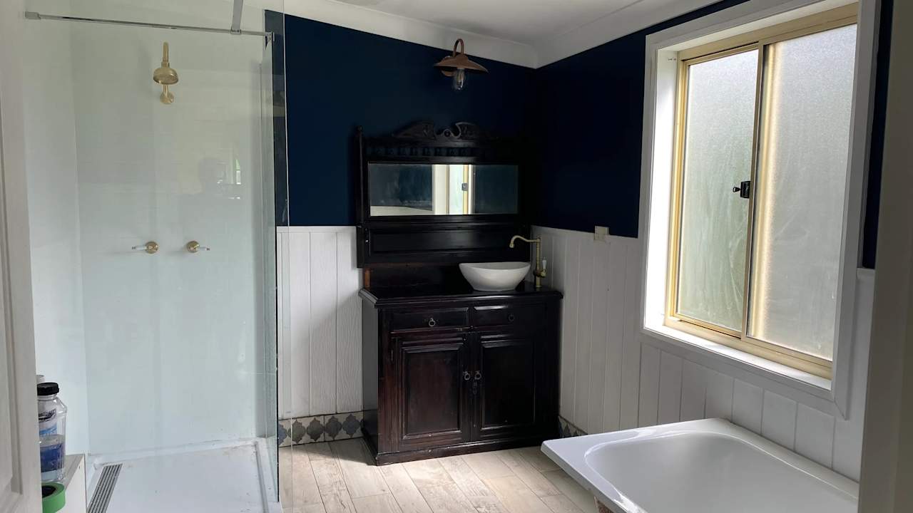 Furnished room in a share house