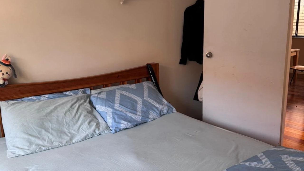 Furnished room with own bathroom