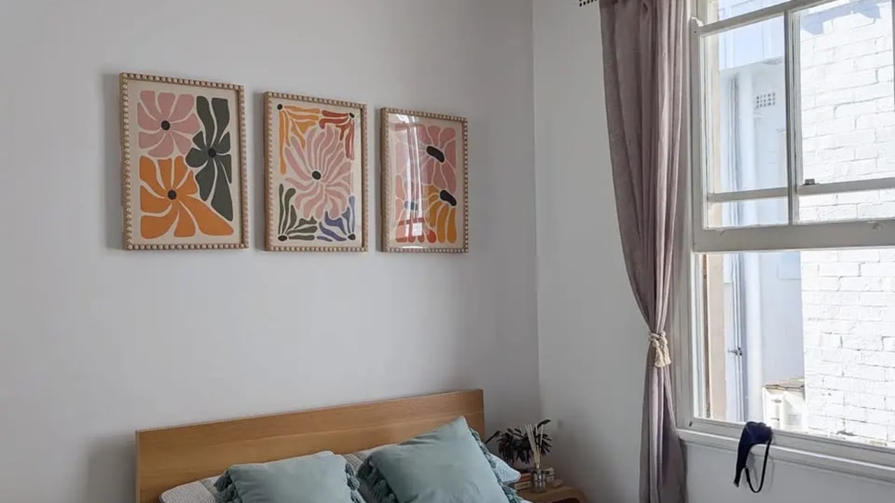 Furnished room in a share house