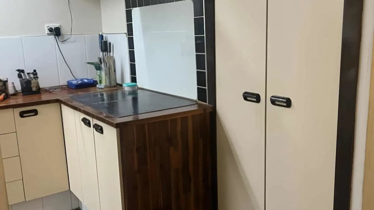 Unfurnished room in a share house