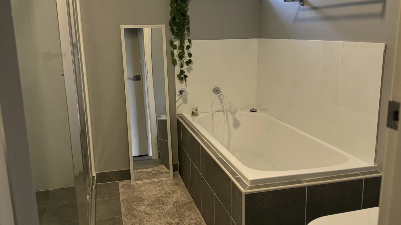 Furnished room with own bathroom