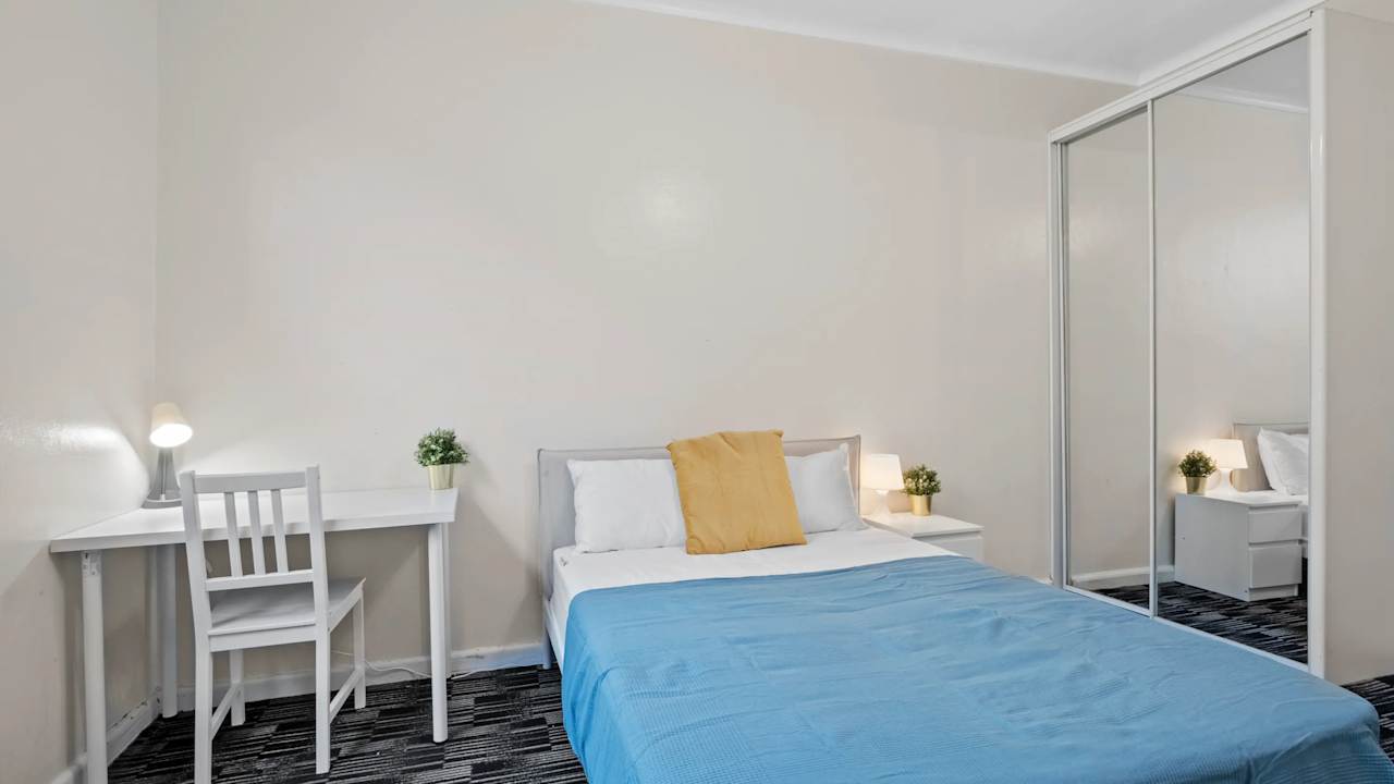 Furnished room with own bathroom