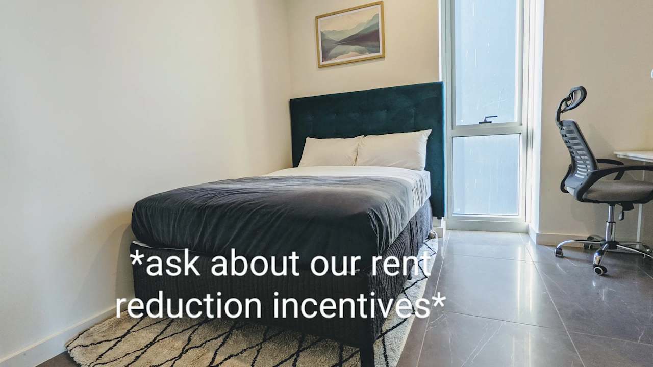 Furnished room in a flatshare