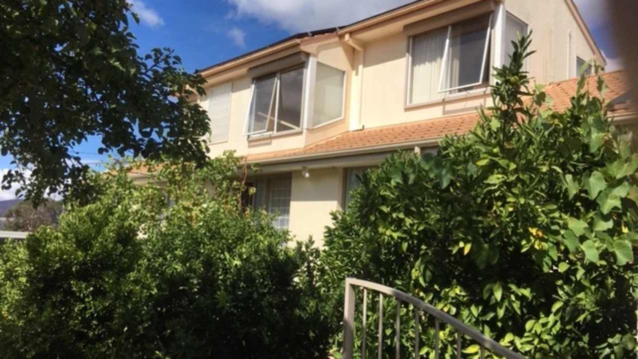 Room in a share house