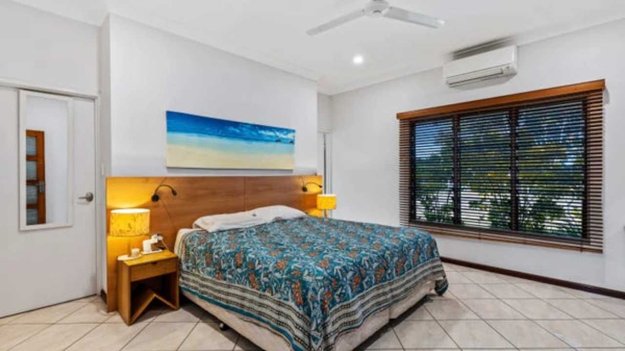 Room with ensuite in a share house