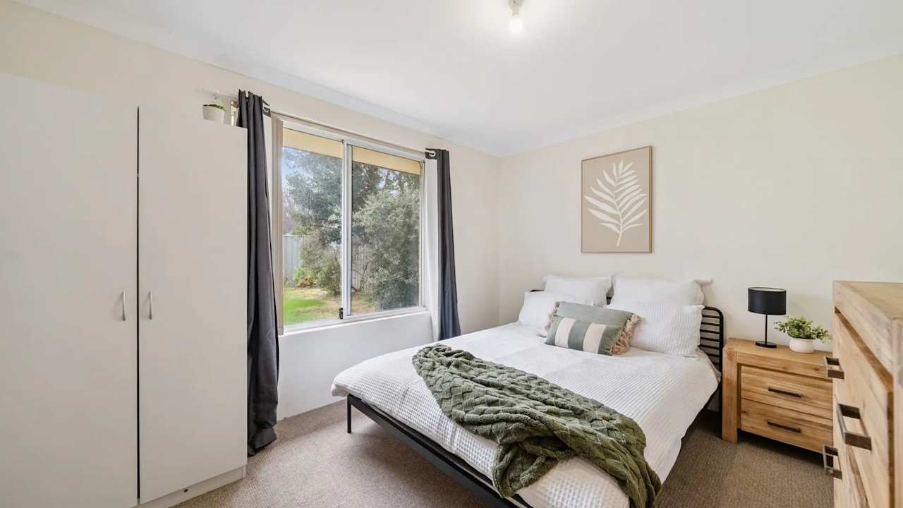 Furnished room with ensuite in a share house