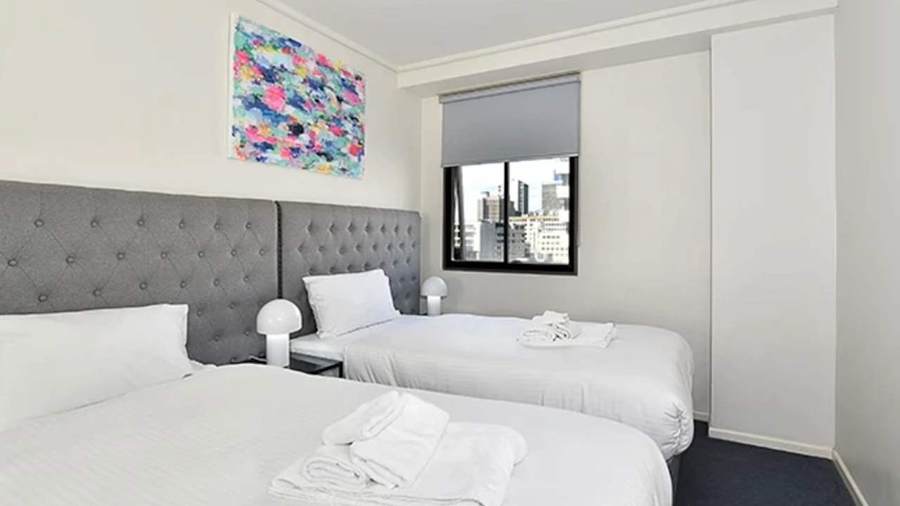 Furnished room in a flatshare