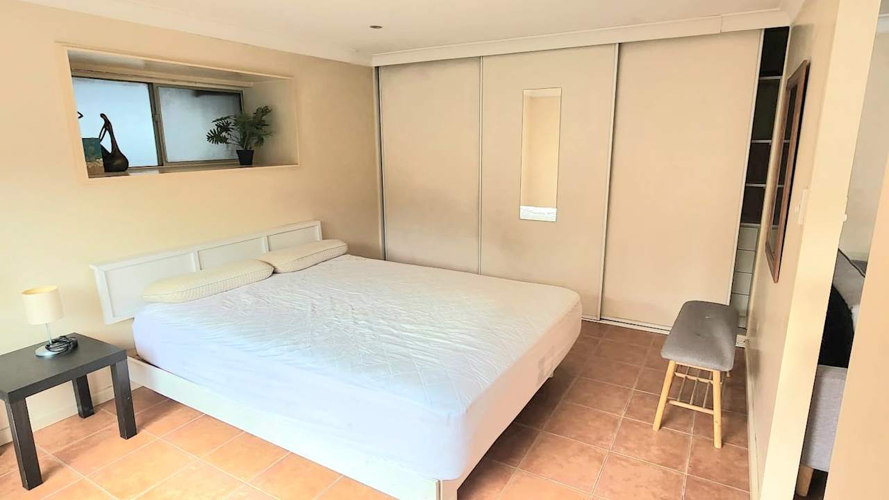 Furnished room with own bathroom
