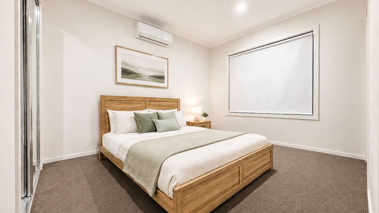 Furnished room with ensuite in a share house