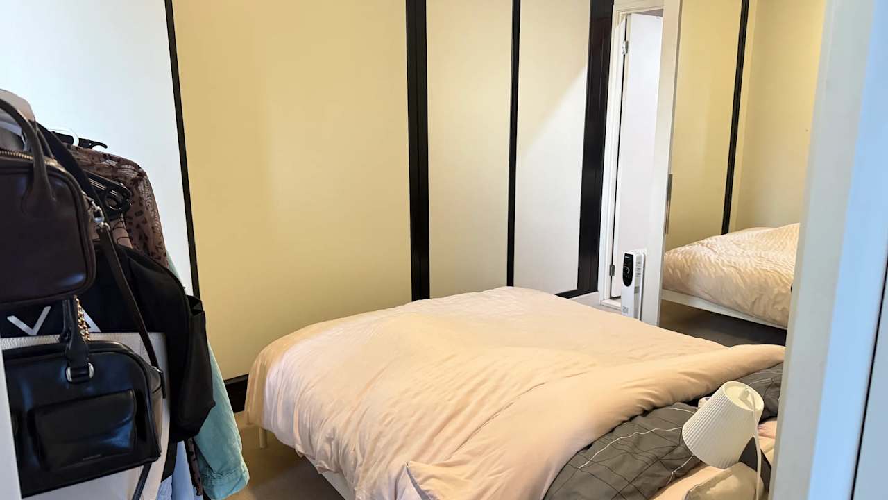 Furnished room with own bathroom