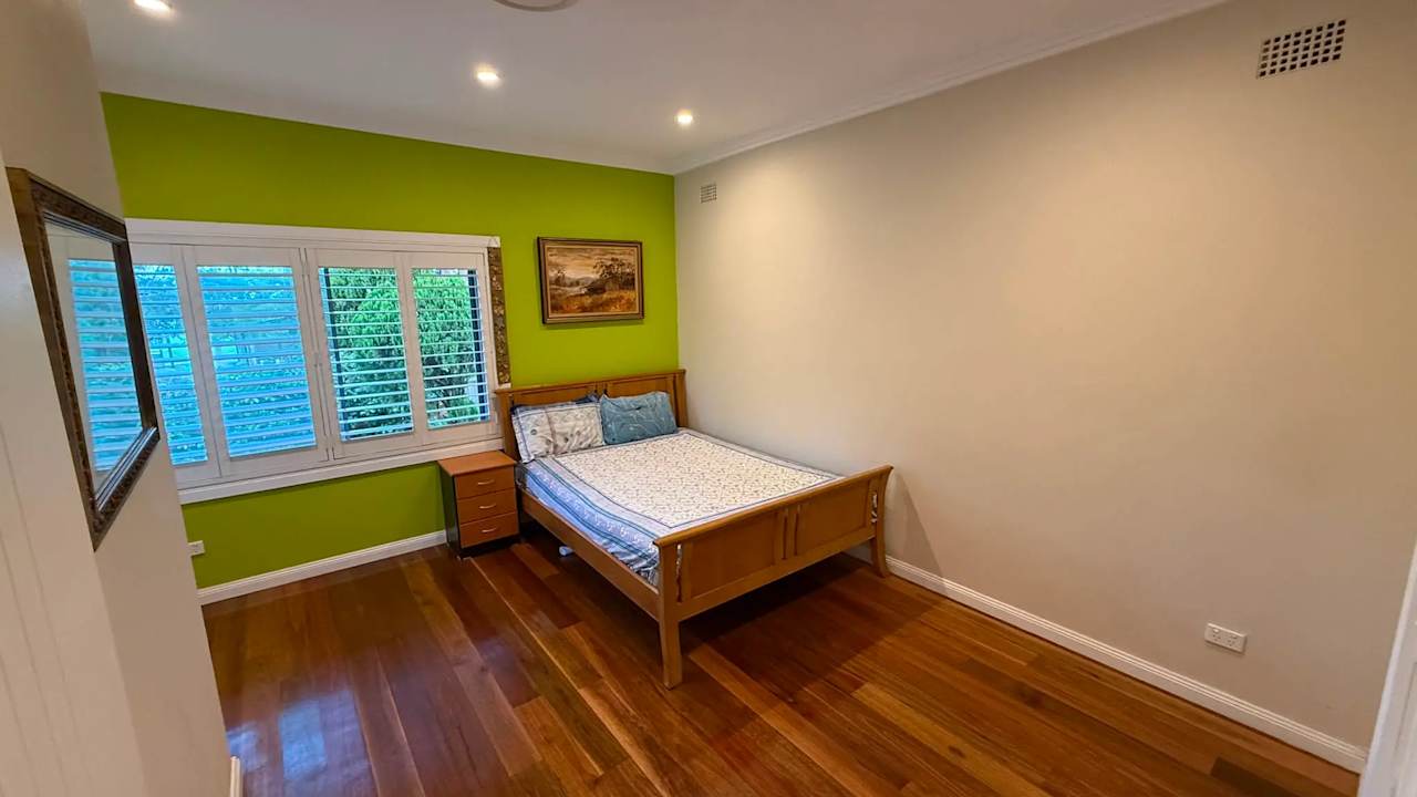 Room with ensuite in a share house
