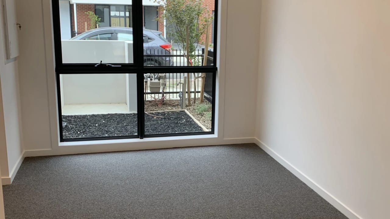 Furnished room with own bathroom