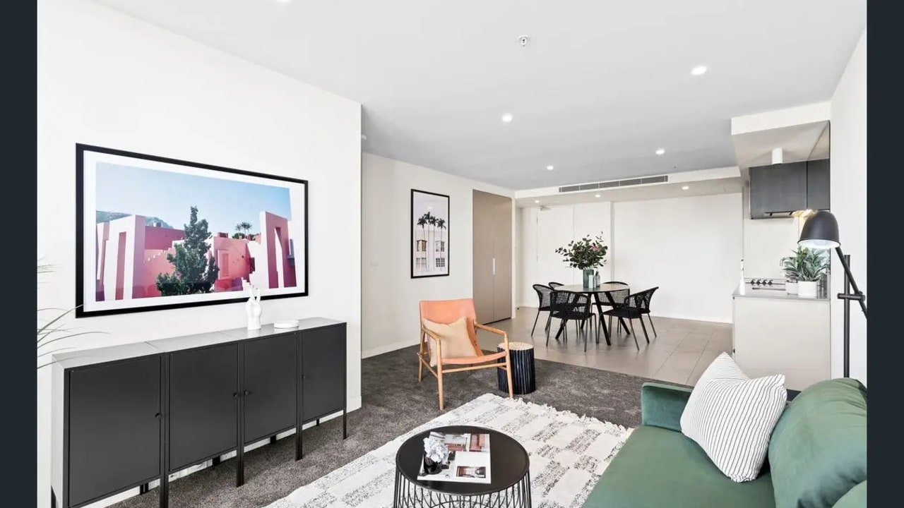Furnished room with own bathroom