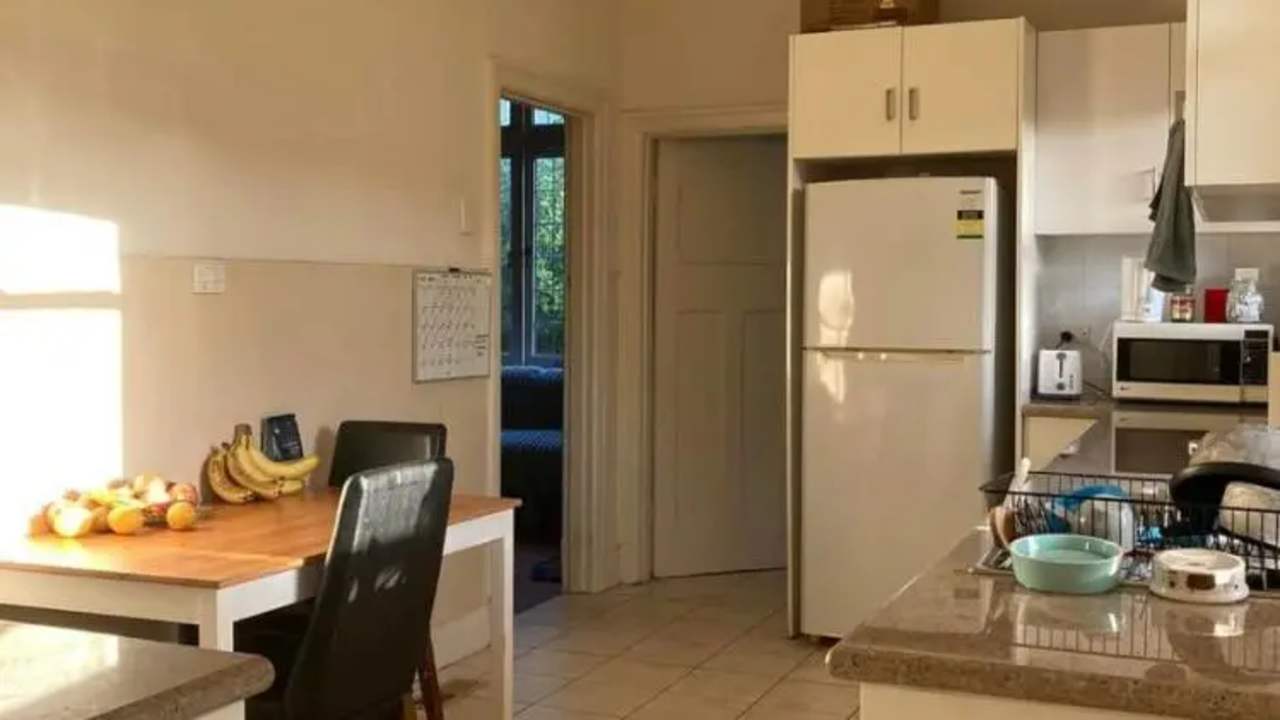 Unfurnished room in a share house