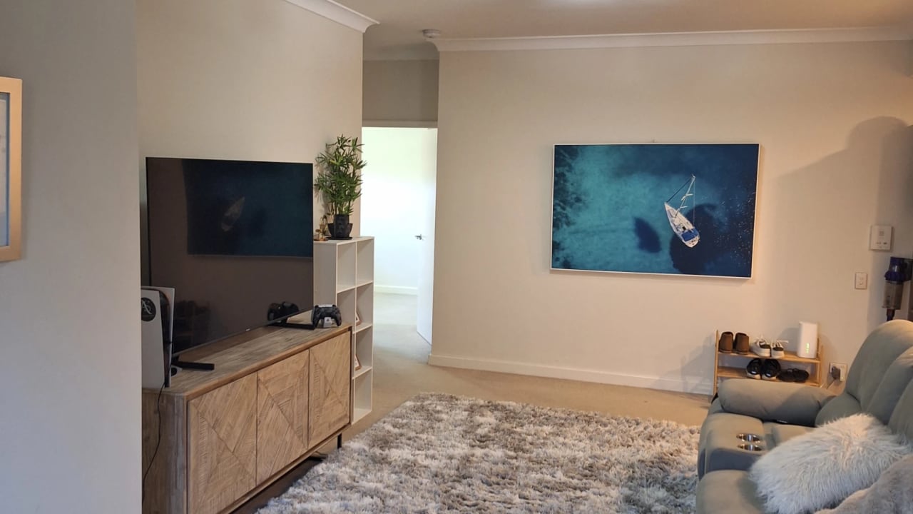 Furnished room with own bathroom