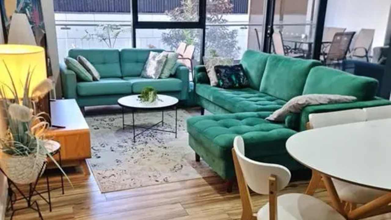 Furnished room in a flatshare