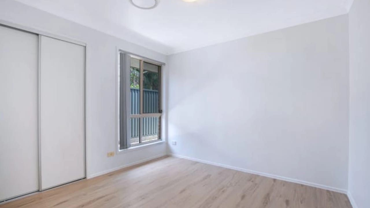 Unfurnished room with own bathroom