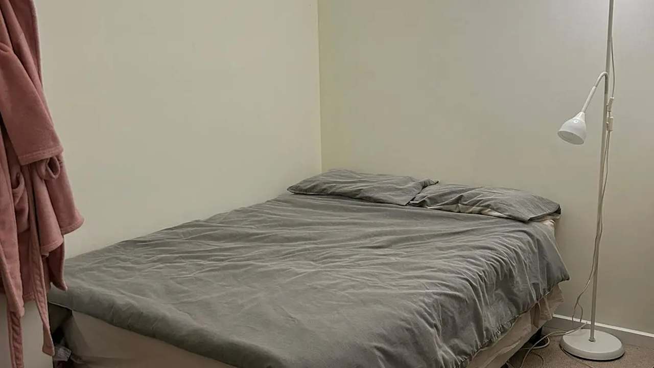 Furnished room in a flatshare