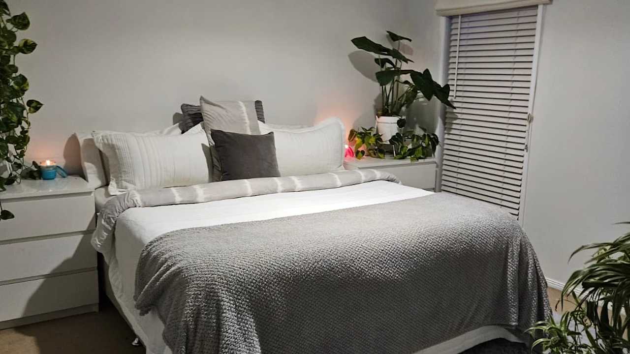Room with ensuite in a share house