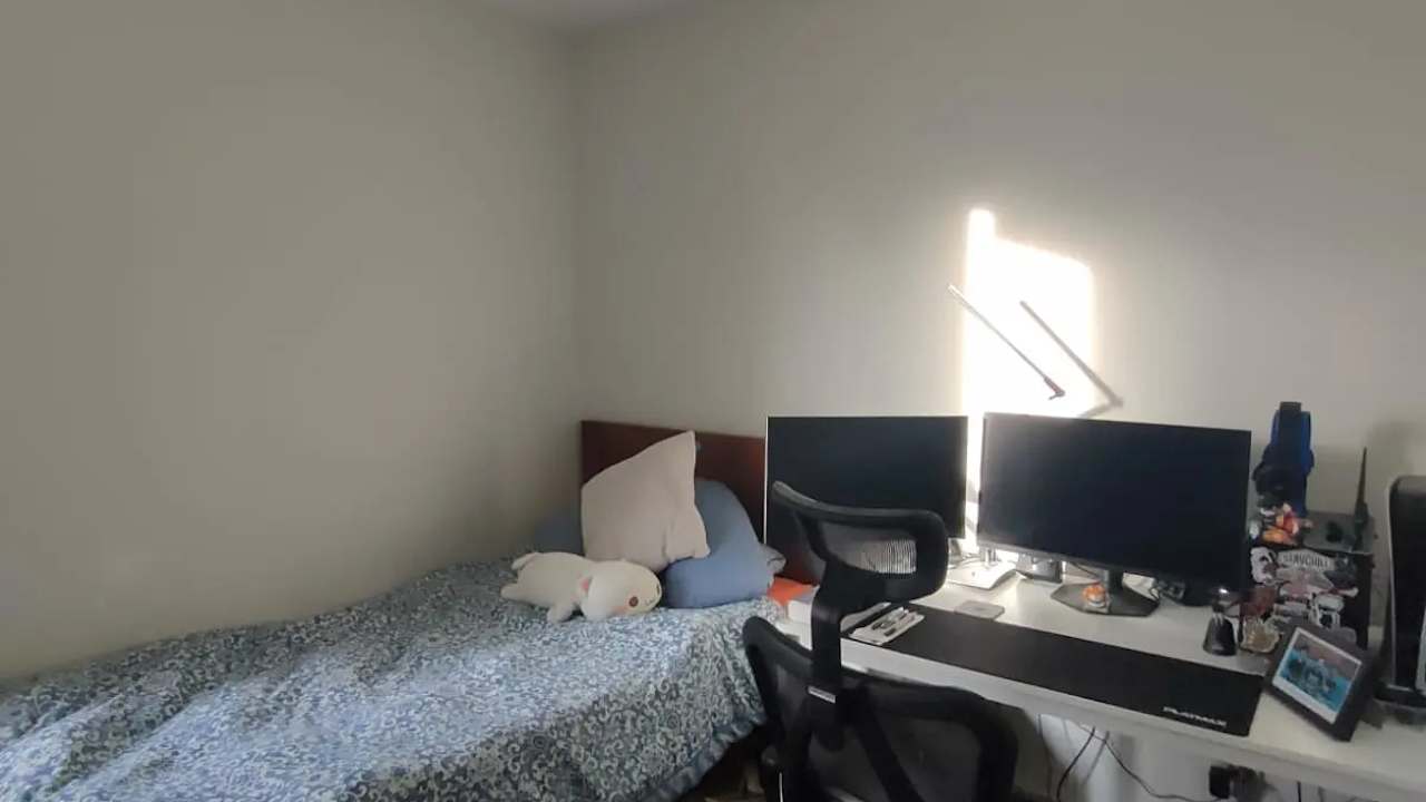 Unfurnished room with own bathroom