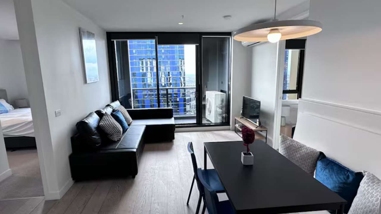 Whole property with 2 rooms for rent