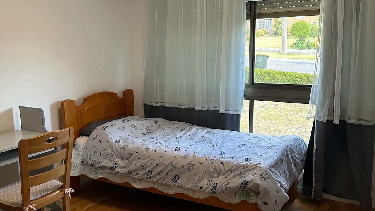 Furnished room with own bathroom