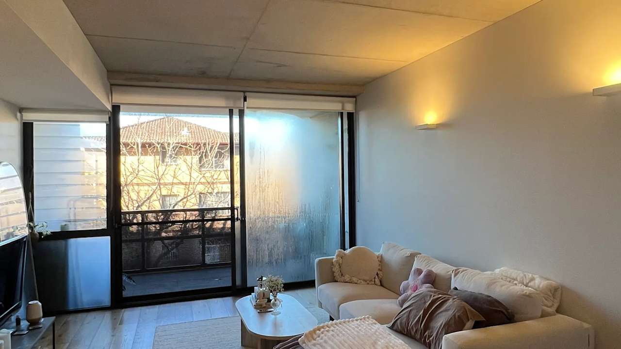 Whole property with 1 room for rent