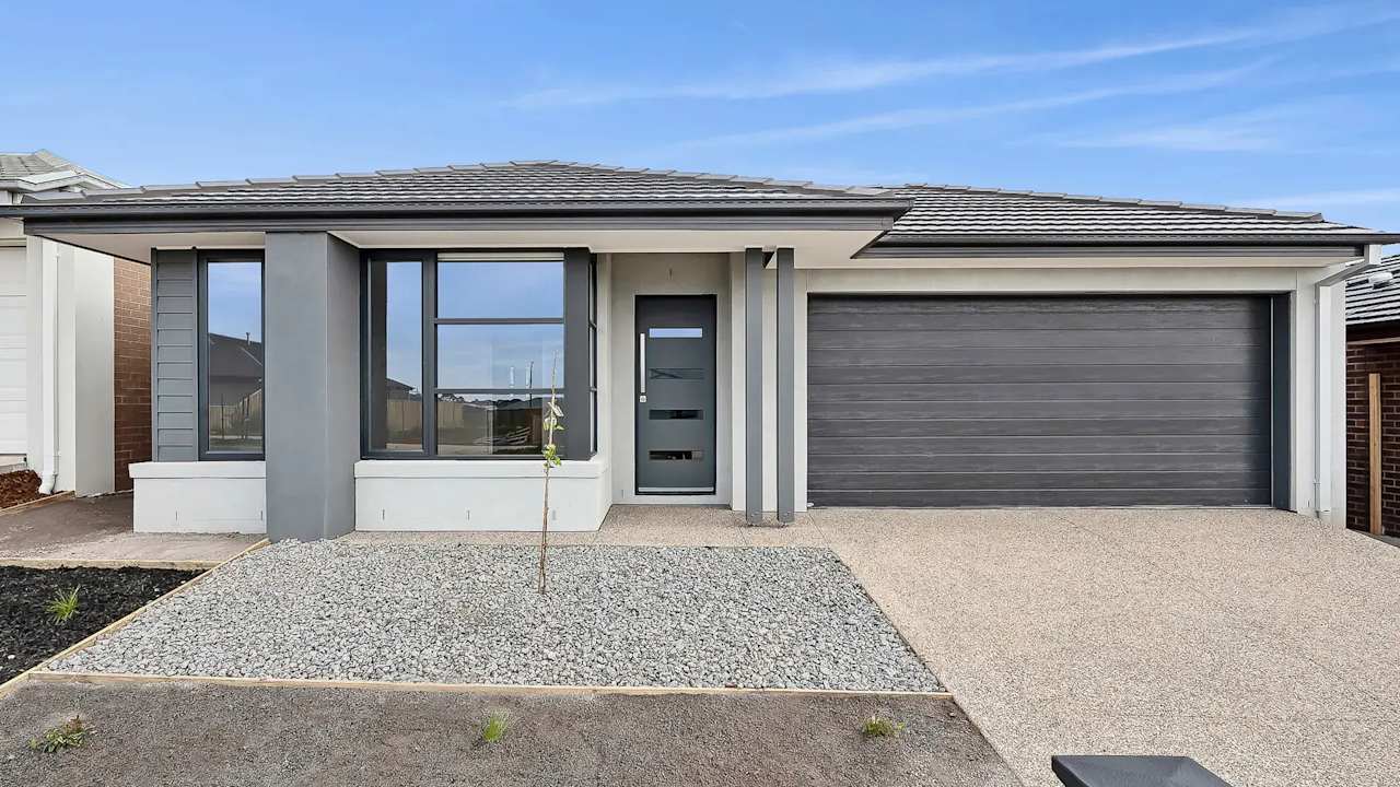 Whole property with 4 rooms for rent
