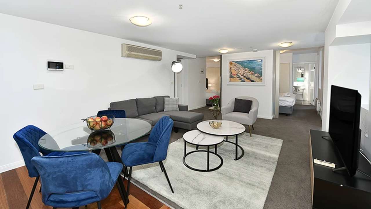 Whole property with 2 rooms for rent