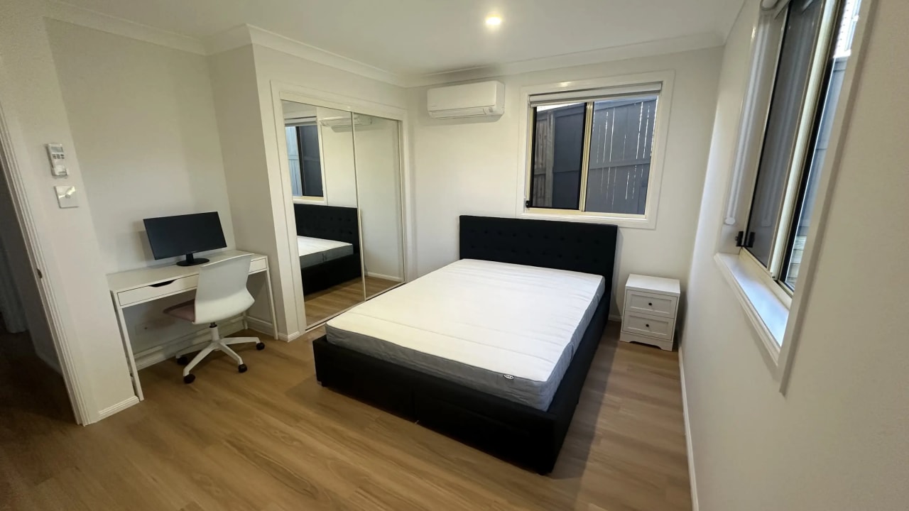 Furnished room in a share house