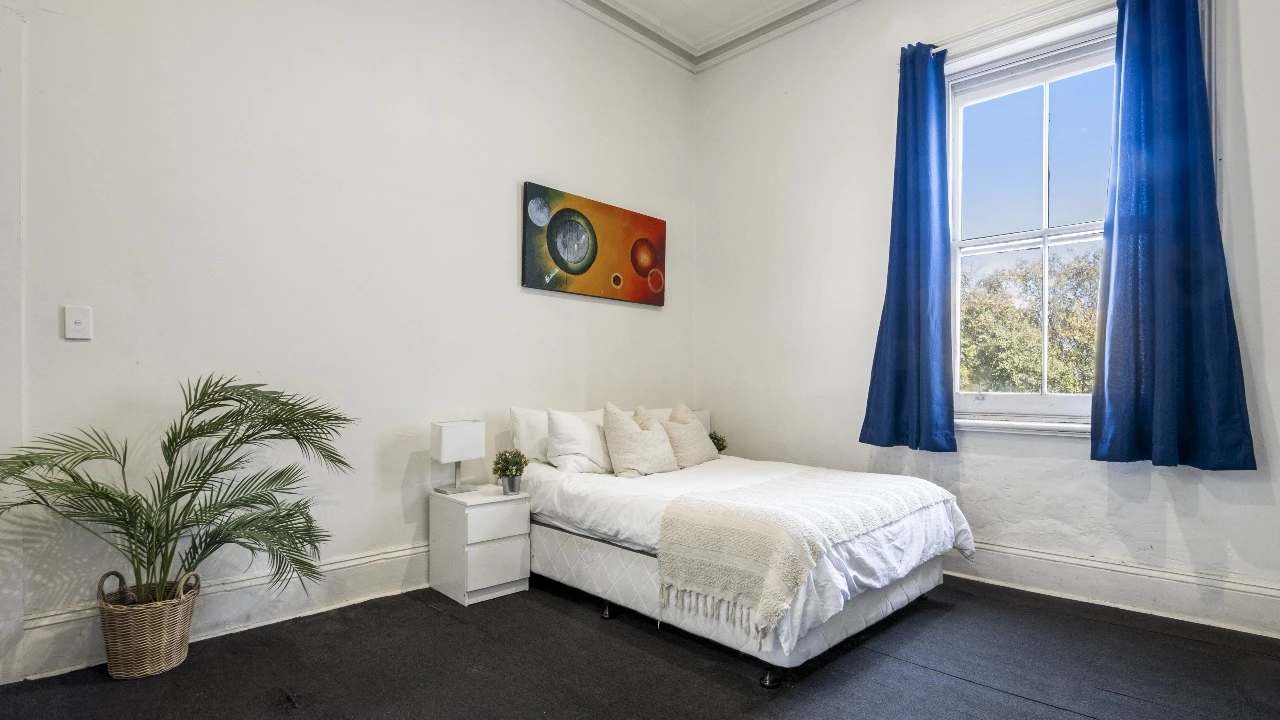 Furnished room studio flat for rent