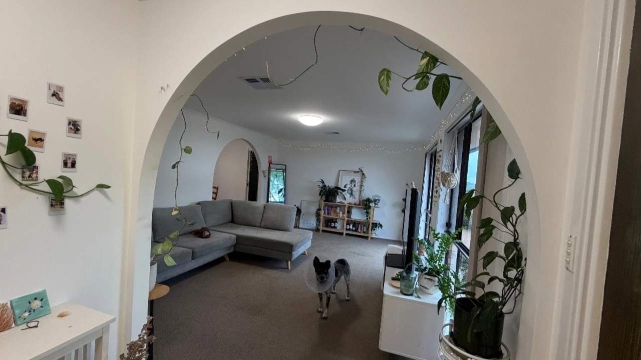 Unfurnished room in a share house