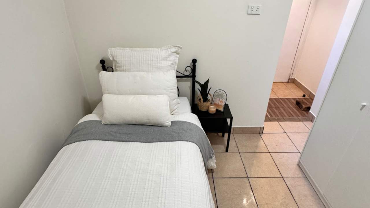 Furnished room studio flat for rent