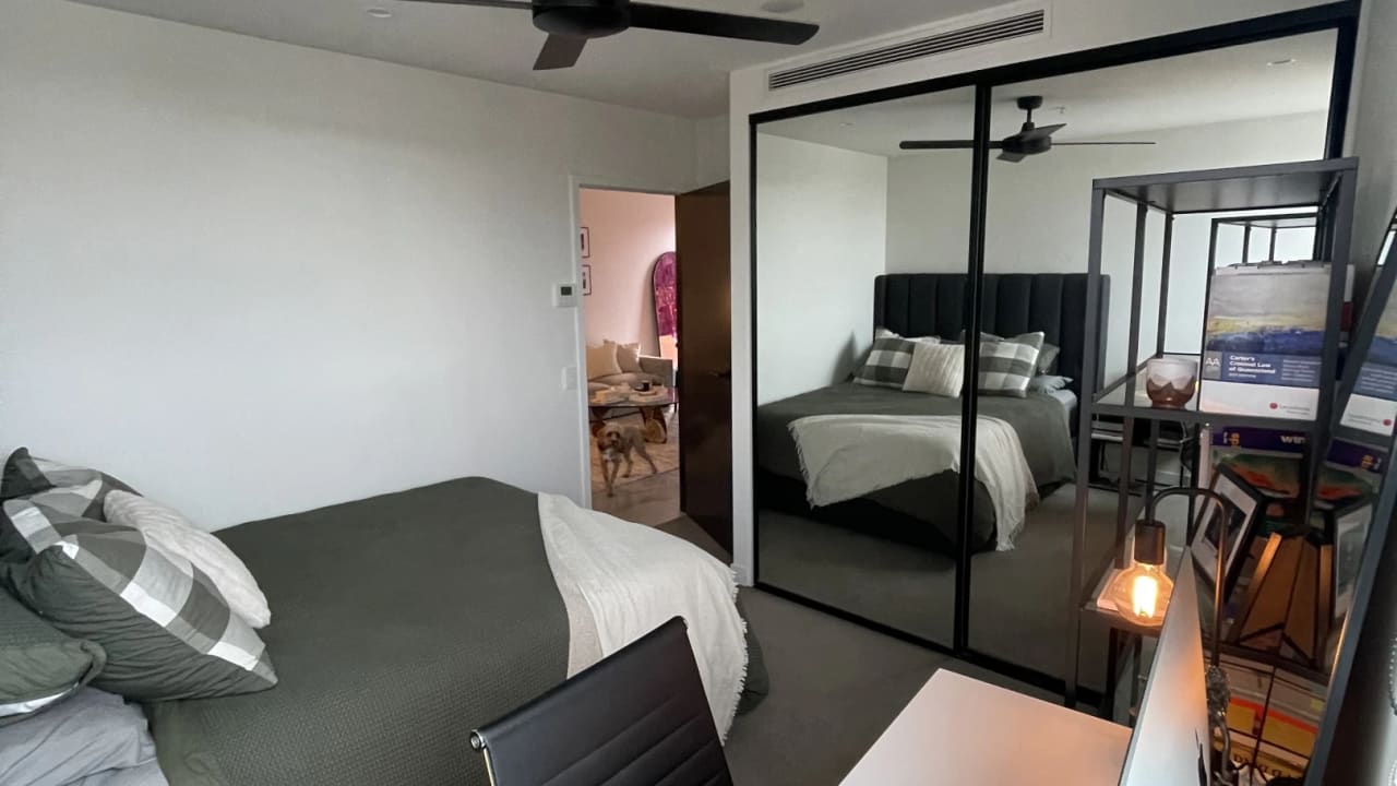 Unfurnished room with own bathroom