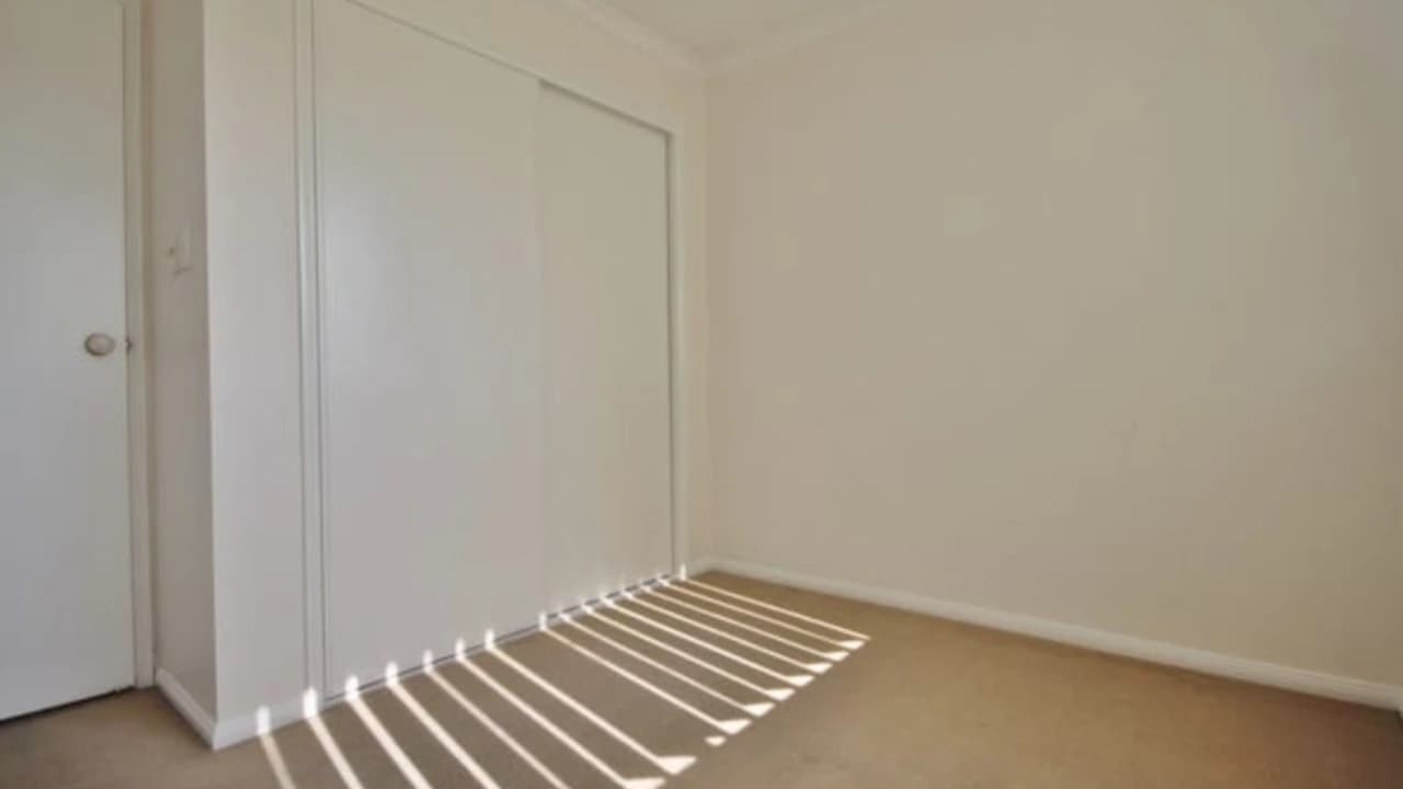 Unfurnished room in a share house