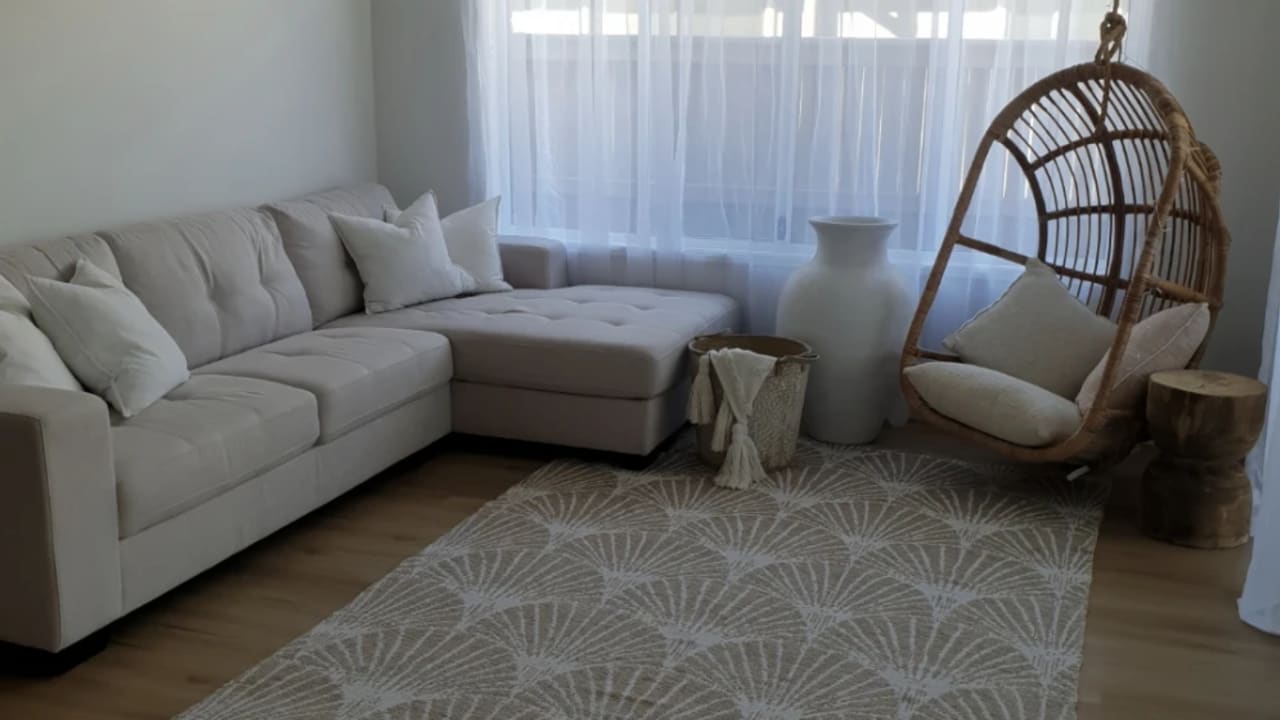 Unfurnished room in a share house