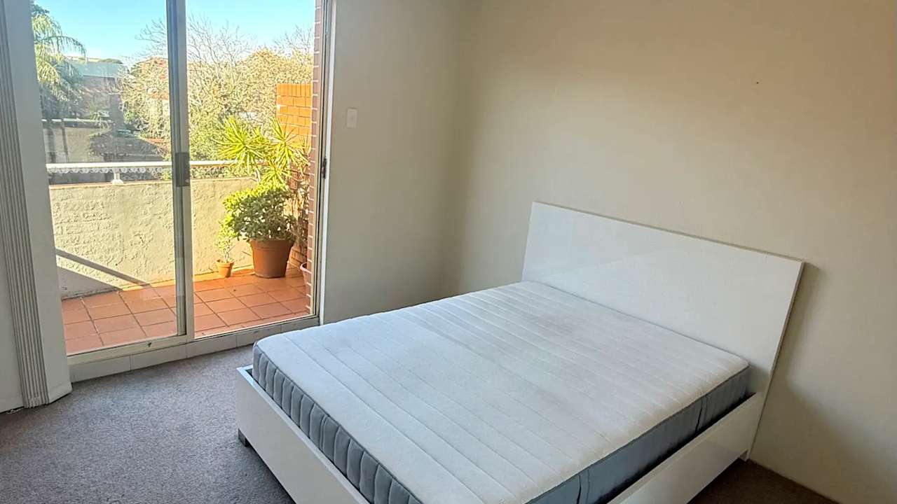 Whole property with 3 rooms for rent
