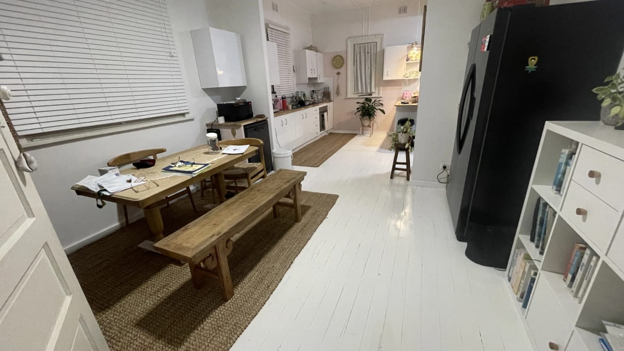 Whole property with 2 rooms for rent