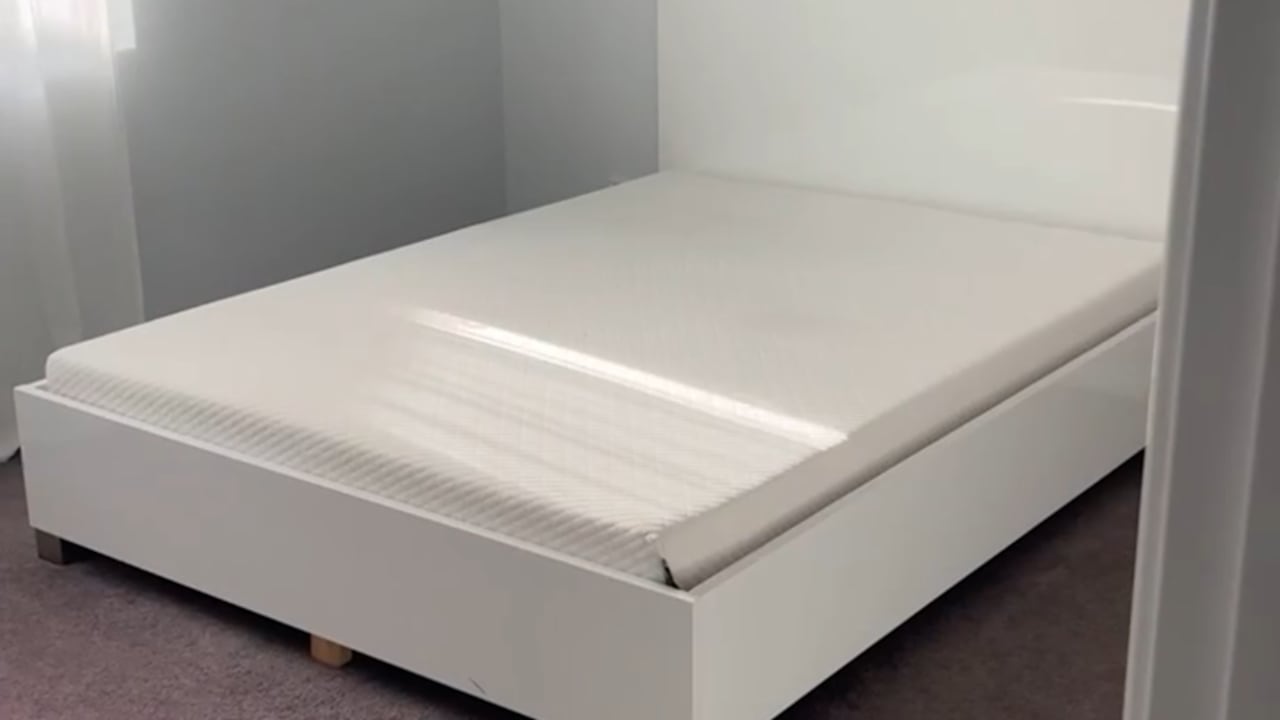 Furnished room with ensuite in a share house