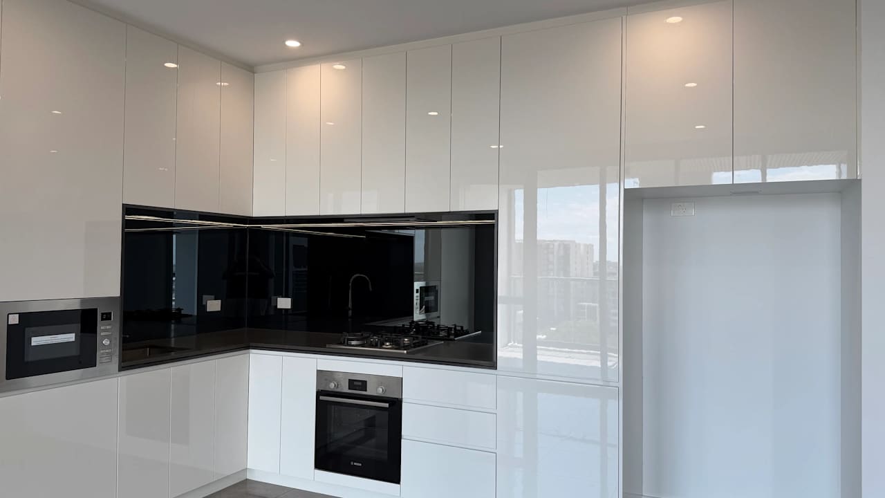 Whole property with 2 rooms for rent